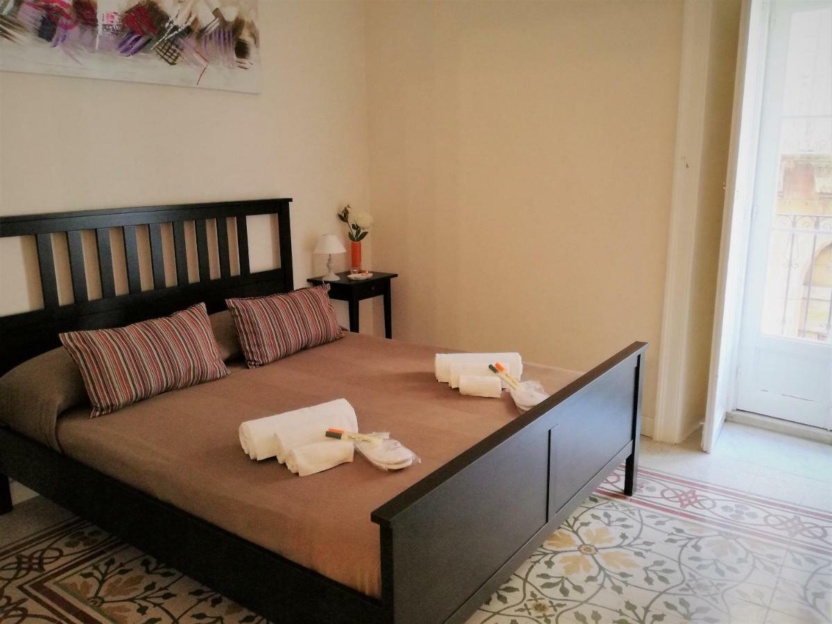Apartemen 55 m² dengan 1 kamar tidur dan 1 kamar mandi pribadi di Pusat Kota Ragusa Bagian luar foto