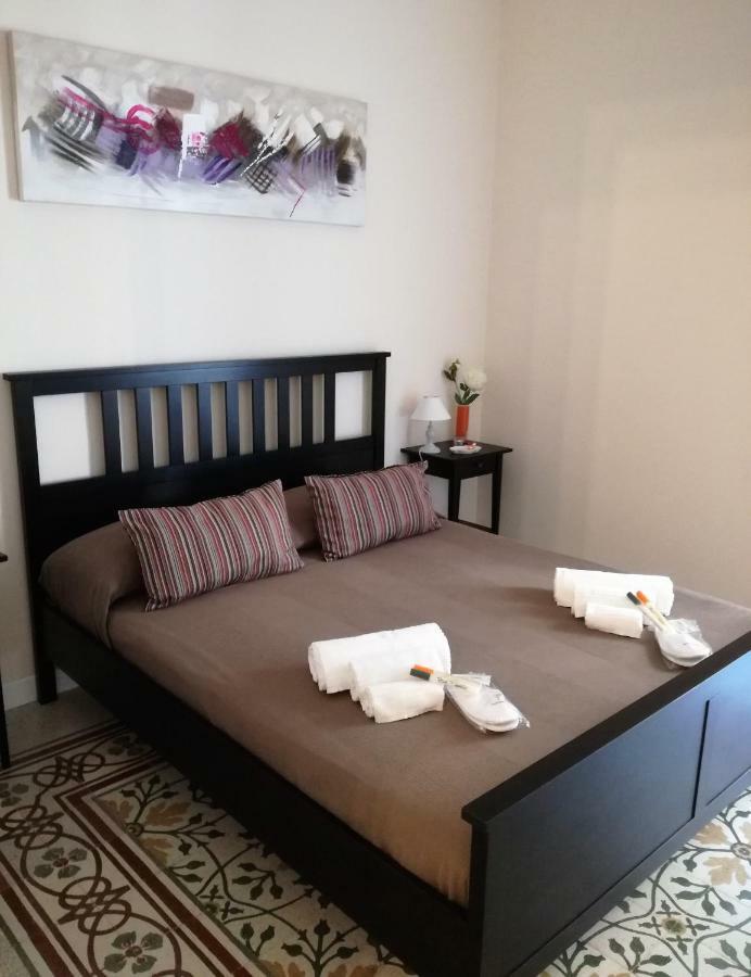Apartemen 55 m² dengan 1 kamar tidur dan 1 kamar mandi pribadi di Pusat Kota Ragusa Bagian luar foto