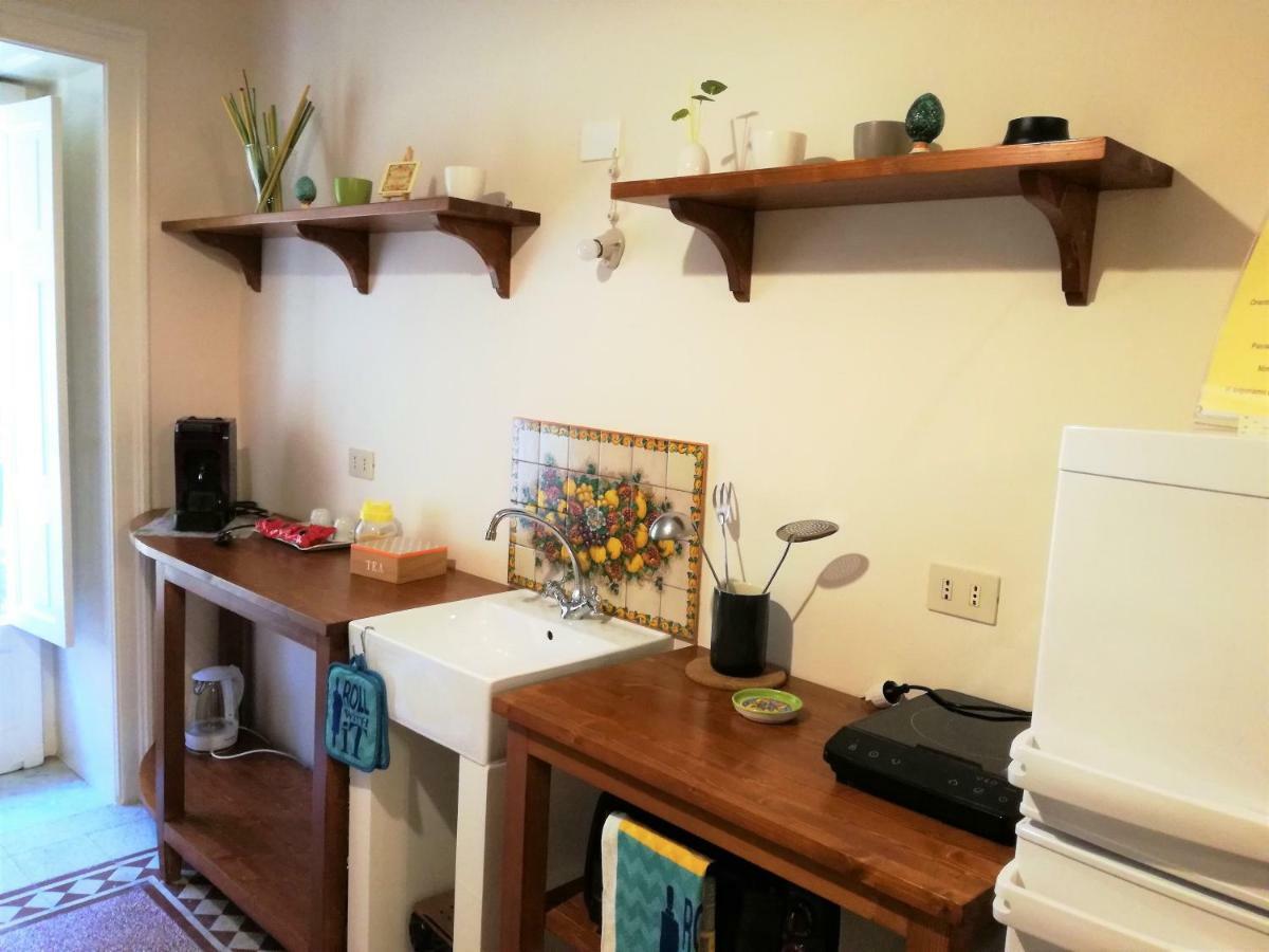 Apartemen 55 m² dengan 1 kamar tidur dan 1 kamar mandi pribadi di Pusat Kota Ragusa Bagian luar foto