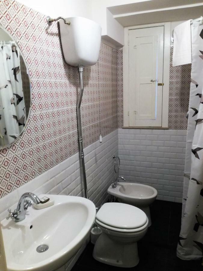 Apartemen 55 m² dengan 1 kamar tidur dan 1 kamar mandi pribadi di Pusat Kota Ragusa Bagian luar foto
